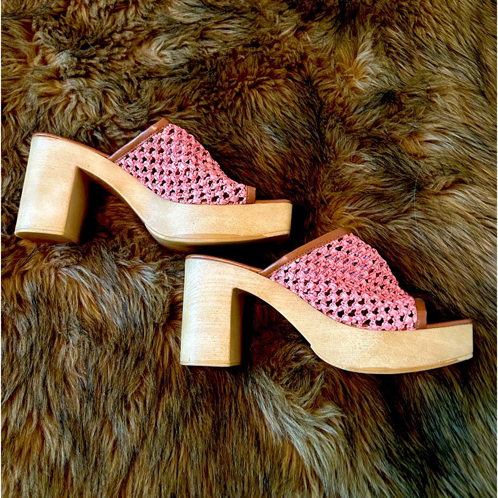 Sandal in Rafia stretch , platform